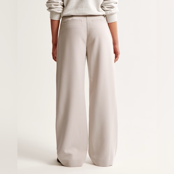 Abercrombie & Fitch Sloane Tailored Wide Leg Pant in Light Taupe Size 2 or 26 - Picture 3 of 11